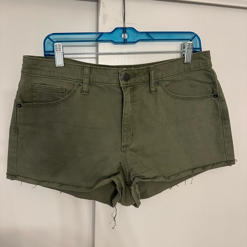 Women’s Army Green Jean Short